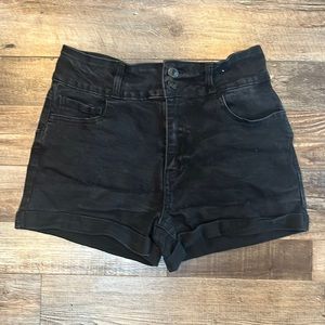 Forever 21 Women’s Black Denim Stretch Shorts Size 28 (6)